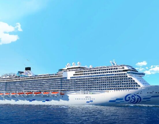 Cruise Saudi AROYA no limit