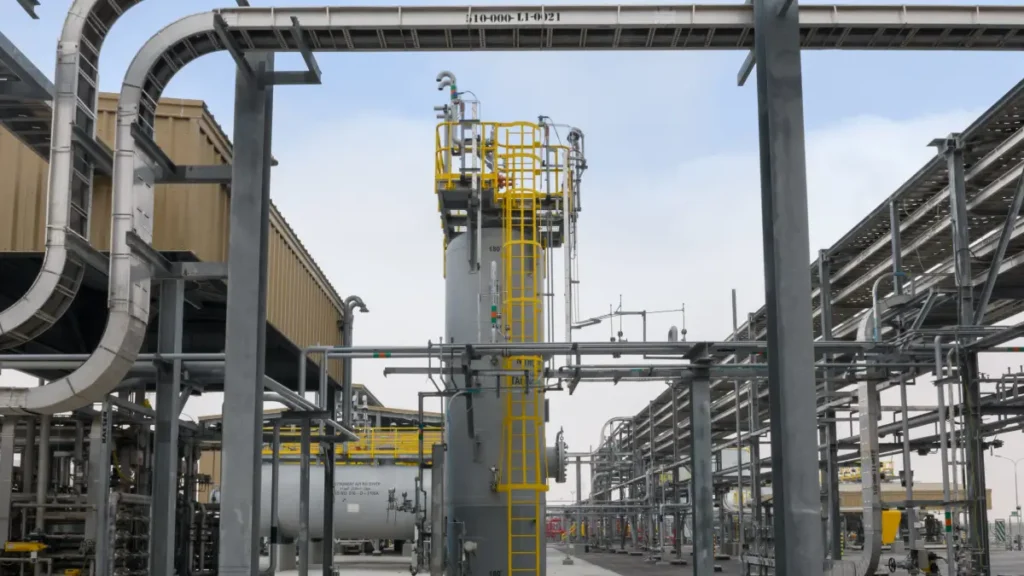 Ghawar oil field largest conventional oil field in the world