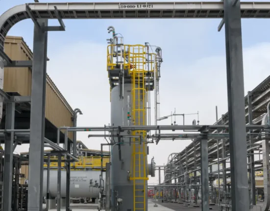 Ghawar oil field largest conventional oil field in the world