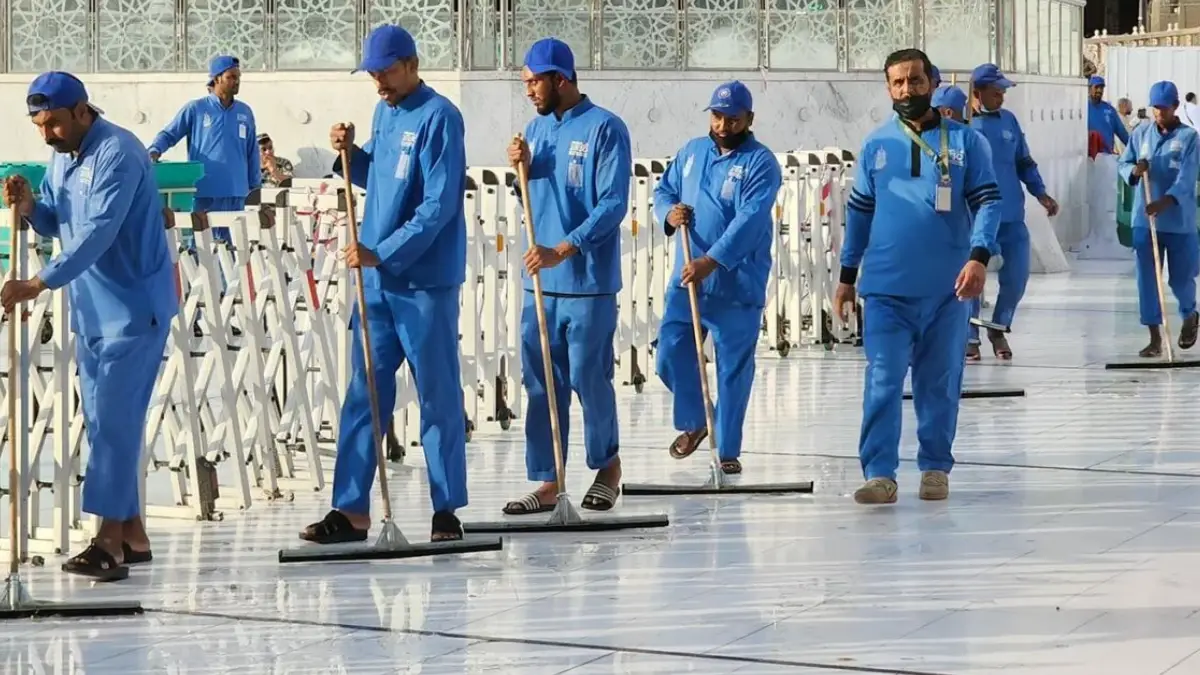 expat workers in saudi arabia work permit
